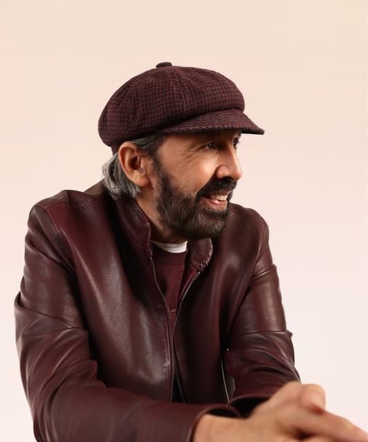 Juan Luis Guerra 4.40 artist profile image