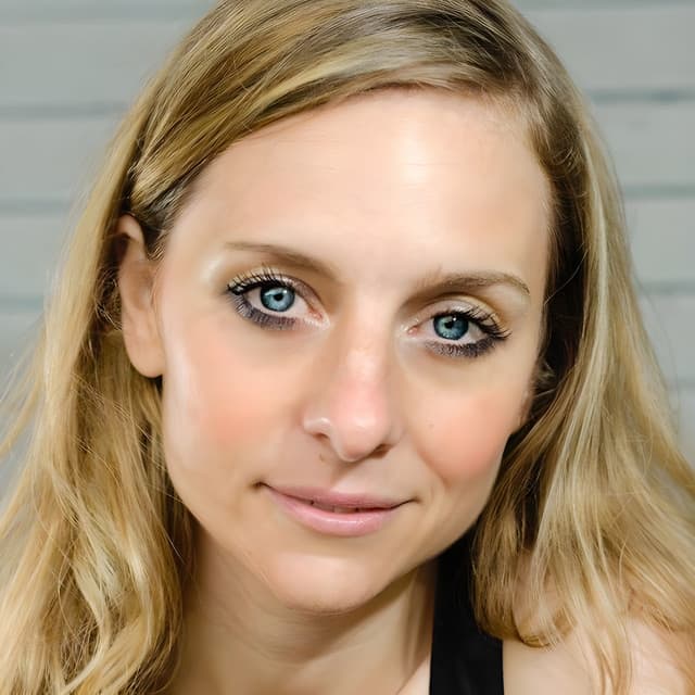 Kristine Blond artist profile image