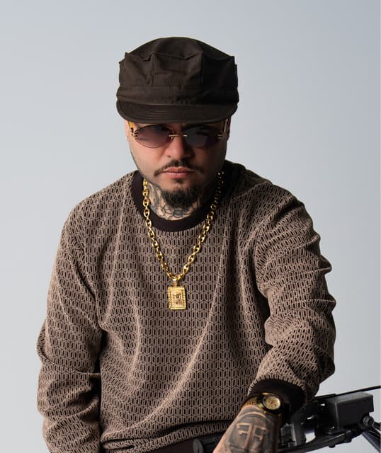 Farruko artist profile image