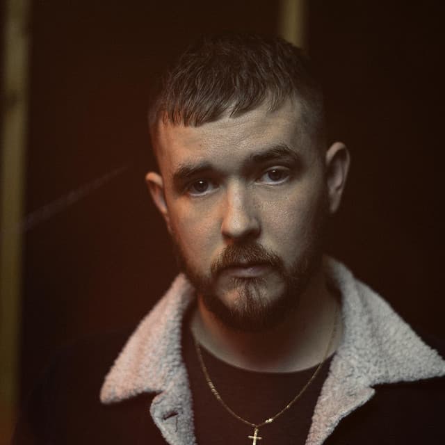 Tom Martin artist profile image