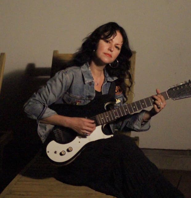 Sarah Bethe Nelson's artist profile image