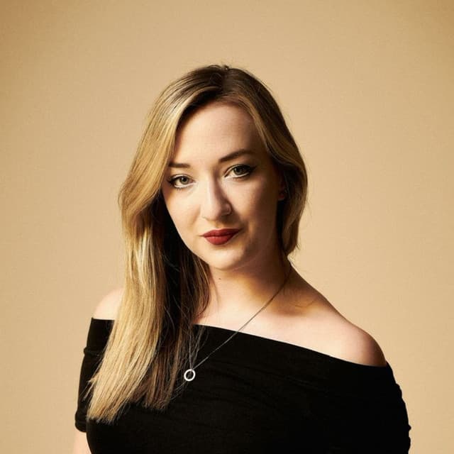 Iona Fyfe artist profile image