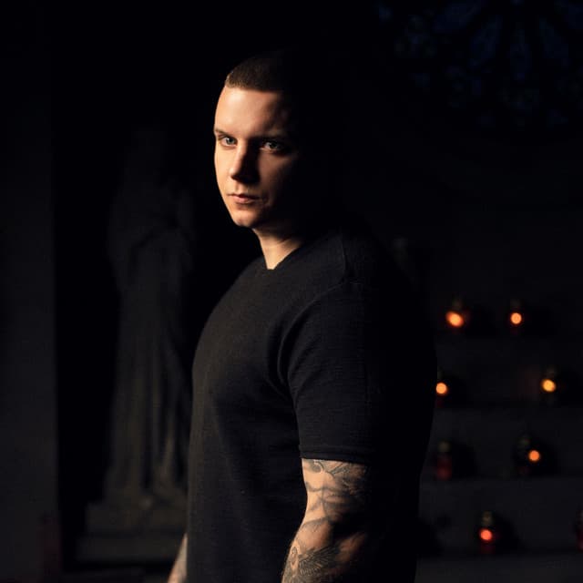 Chester Young artist profile image