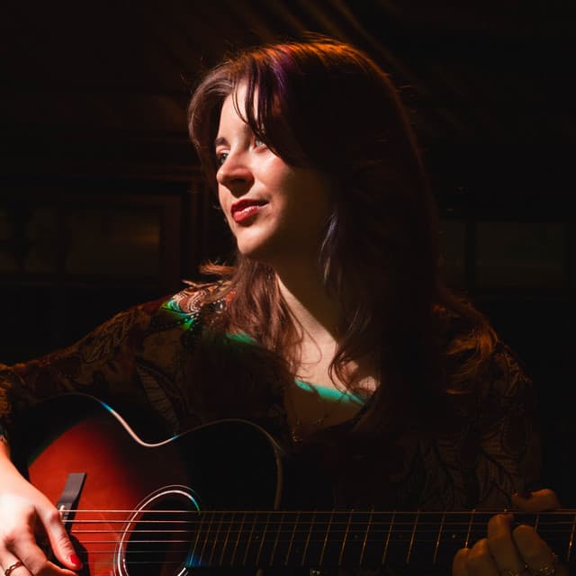Sarah Gross artist profile image