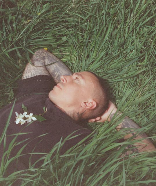 Noah Gundersen artist profile image