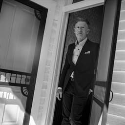 Lyle Lovett's artist profile image