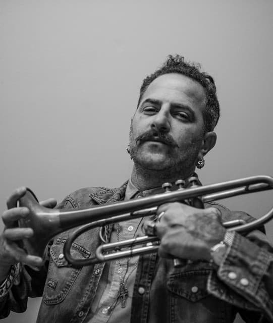 Avishai Cohen artist profile image
