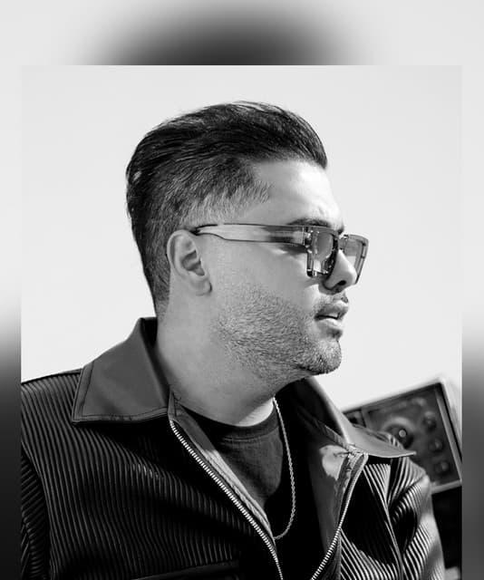 Yousef Zamani artist profile image