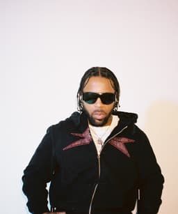 Azizi Gibson's artist profile image