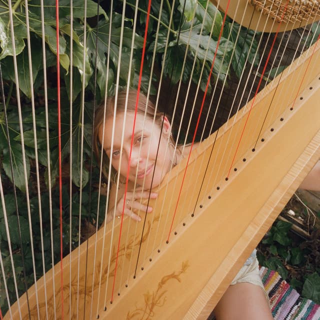 Marysia Osu artist profile image