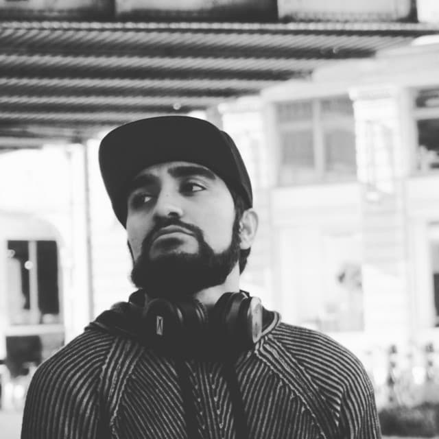 Azz 8K artist profile image