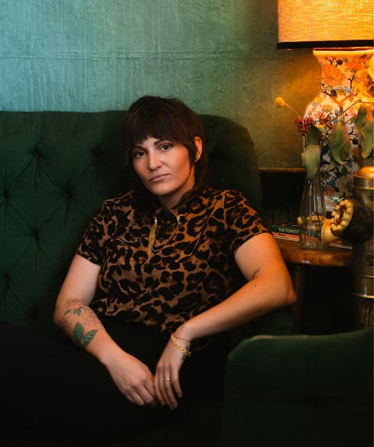 Amy Martin artist profile image