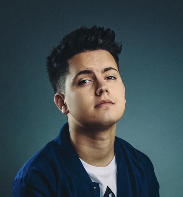 Shaun Reynolds artist profile image