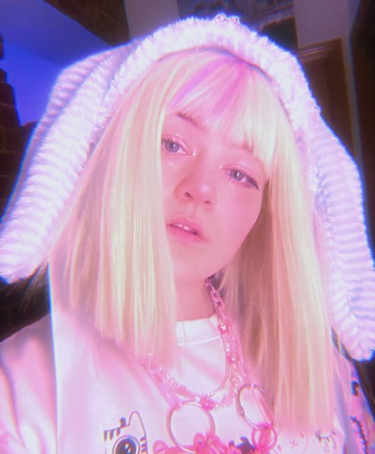 Elliot Lee artist profile image