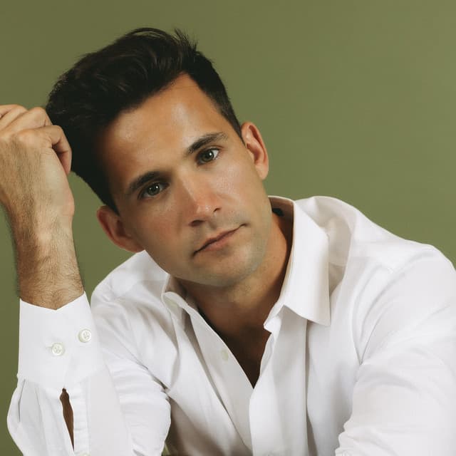 Dez Duron artist profile image