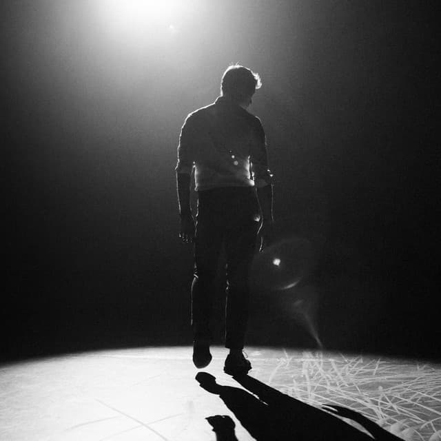 Jon McLaughlin artist profile image