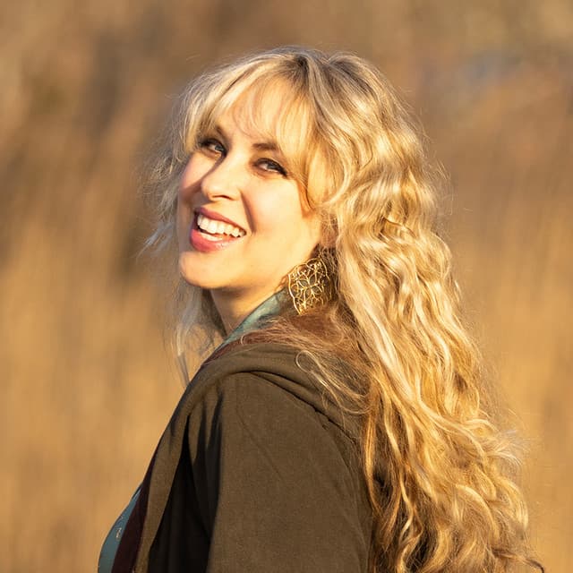 Candice Night profile