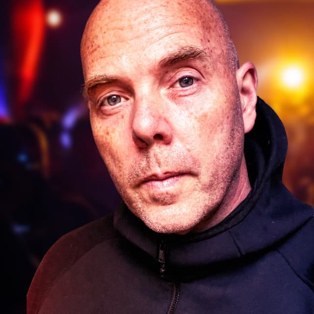 Danny J Lewis artist profile image