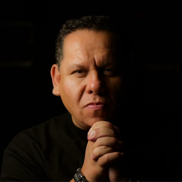 Álvaro López artist profile image
