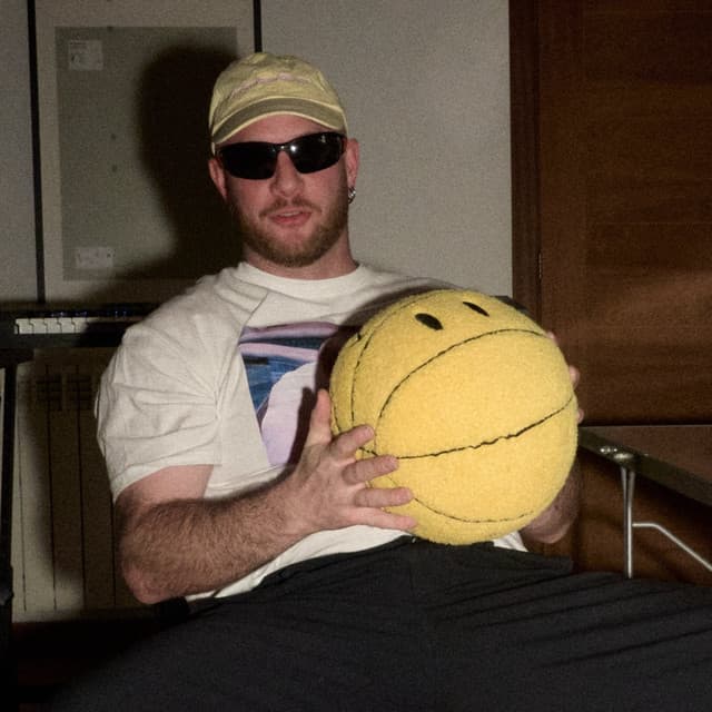 Laurence Guy artist profile image