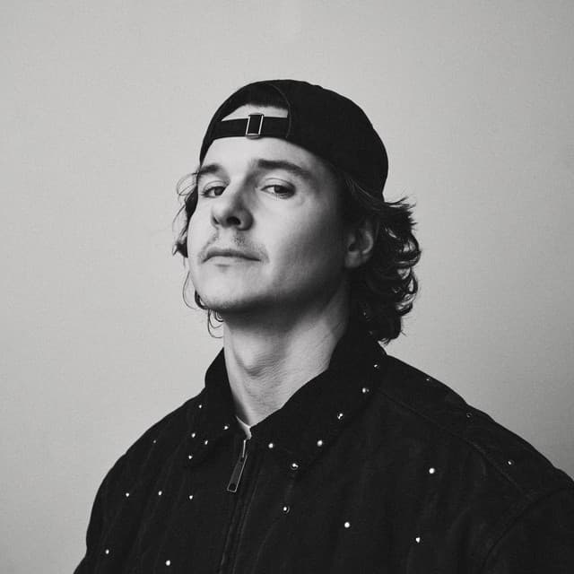 Lukas Graham artist profile image
