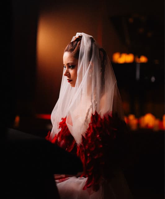 Bárbara Tinoco artist profile image