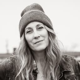 Amy Speace's artist profile image