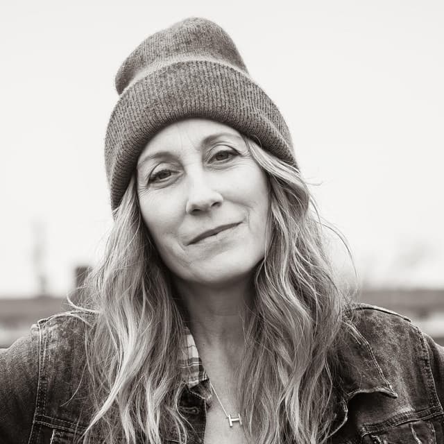 Amy Speace's artist profile image