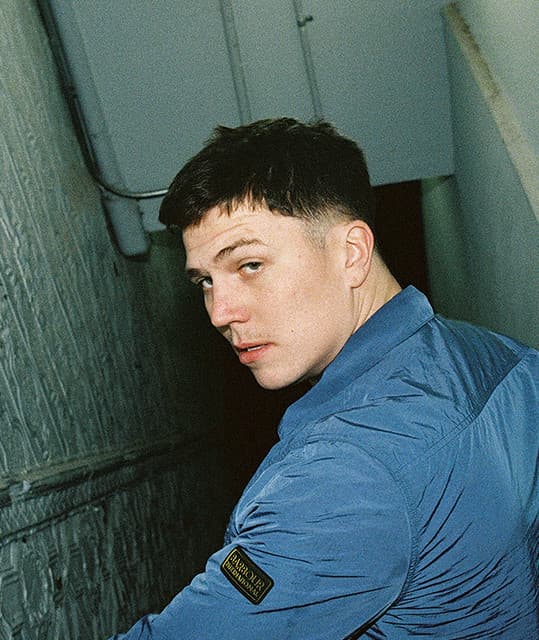 Aaron Rowe artist profile image