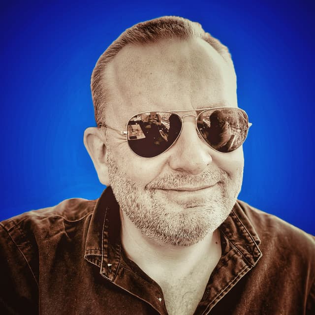 Dom Piper artist profile image
