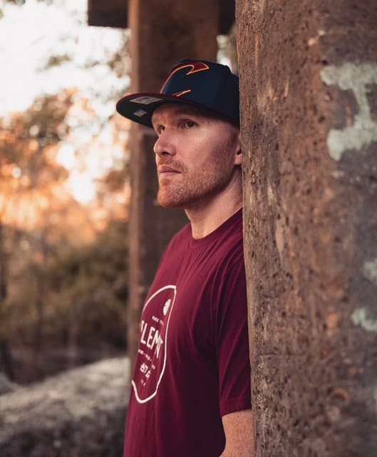 Wade B artist profile image