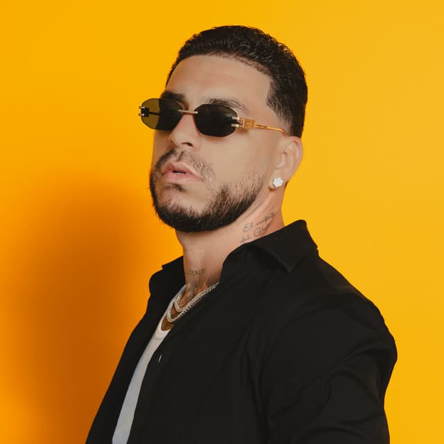 Ryan Castro artist profile