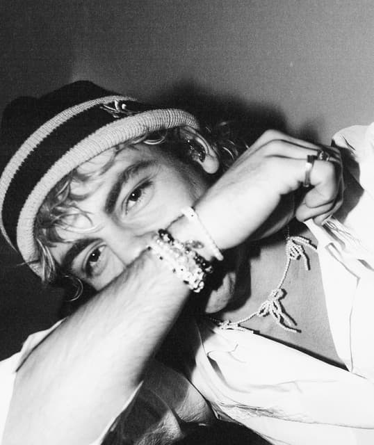 Ross Lynch artist profile image