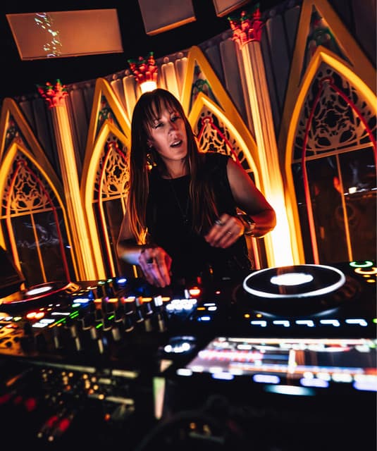 Bass Temple artist profile image