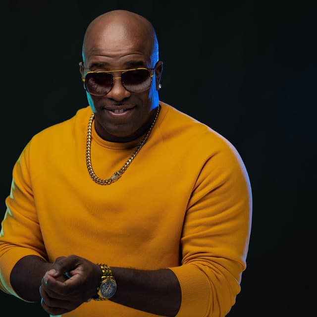 Teddyson John artist profile image