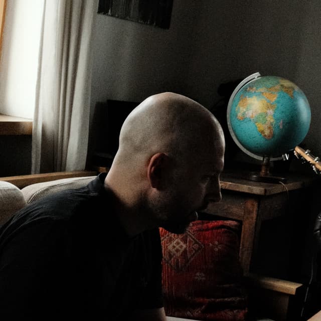 No Mic artist profile image