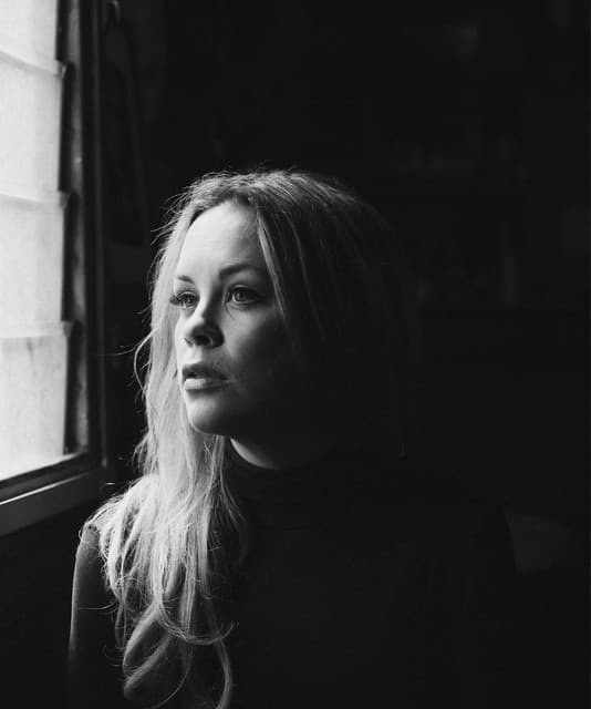 Sharaya Summers artist profile image