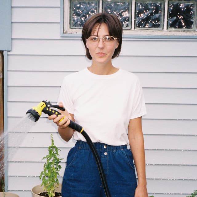 Anna McClellan's artist profile image