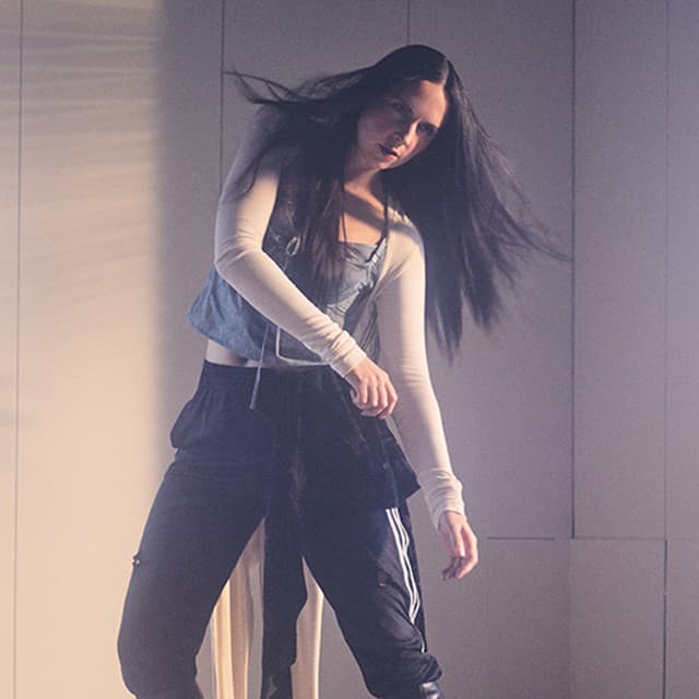 MØ artist profile image