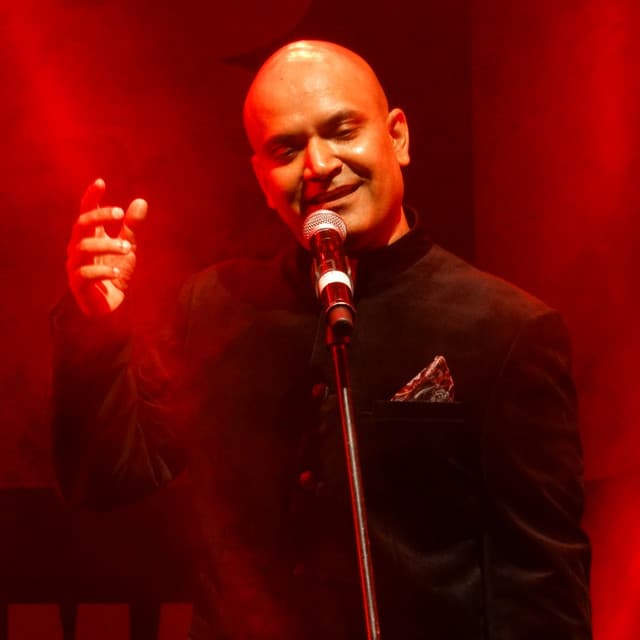 Shail Hada artist profile image