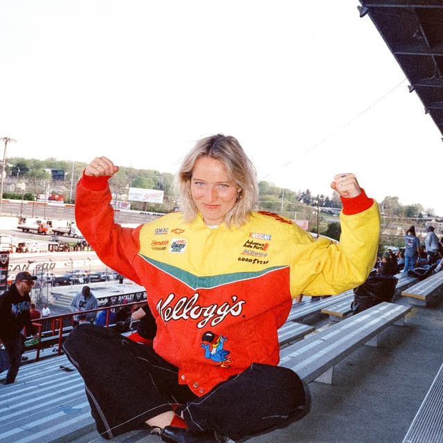 Jo Hill's artist profile image