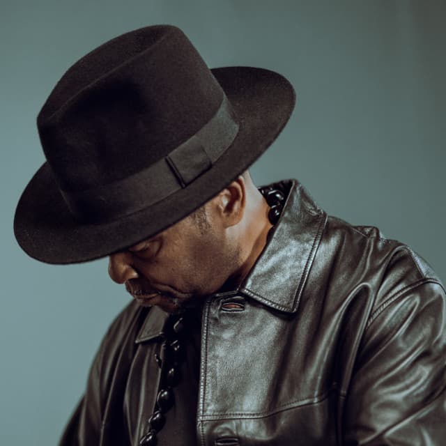 Sir Mix-A-Lot's artist profile image