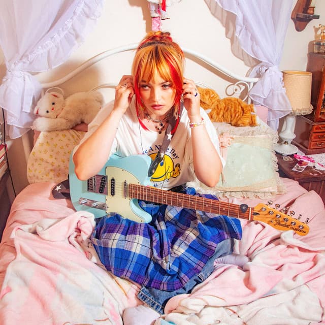 tiLLie artist profile image