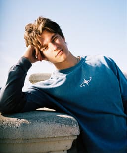 Alex Sampson's artist profile image