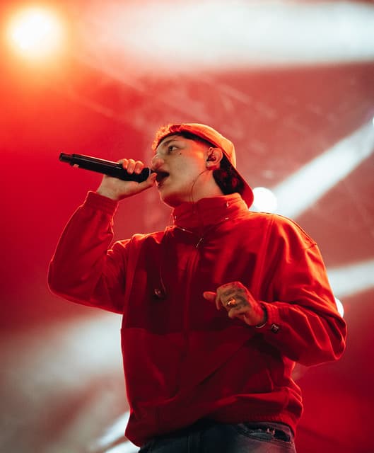 VanVan DLB artist profile image