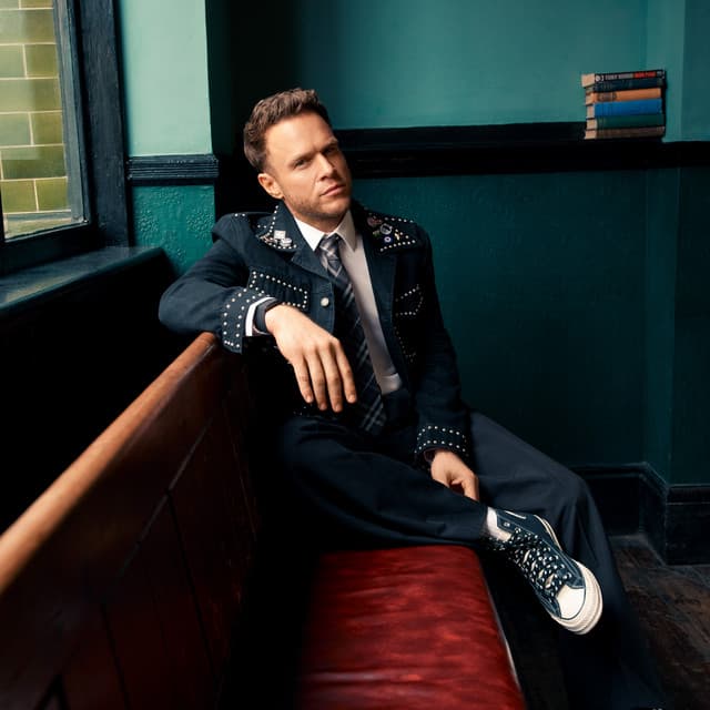 Olly Murs artist profile image