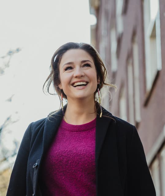 Maria Fiselier artist profile image