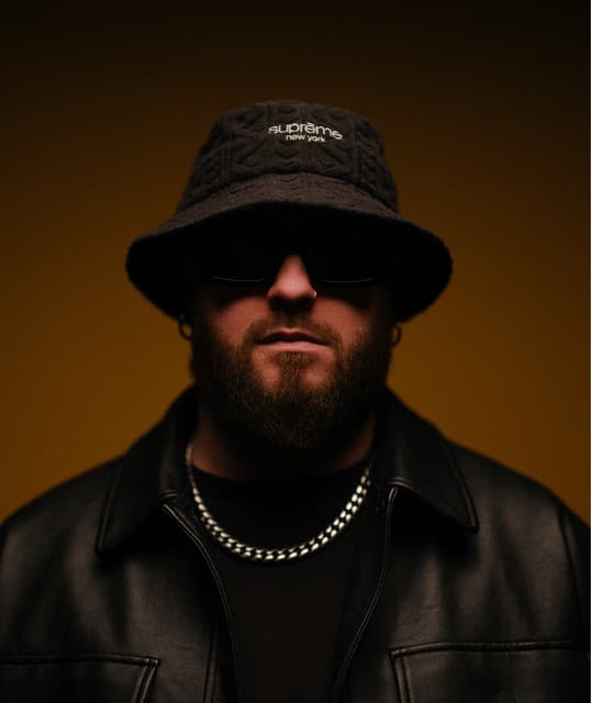 Tony Romera artist profile image