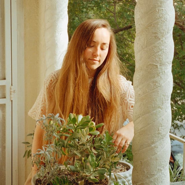 Lucy Clearwater's artist profile image