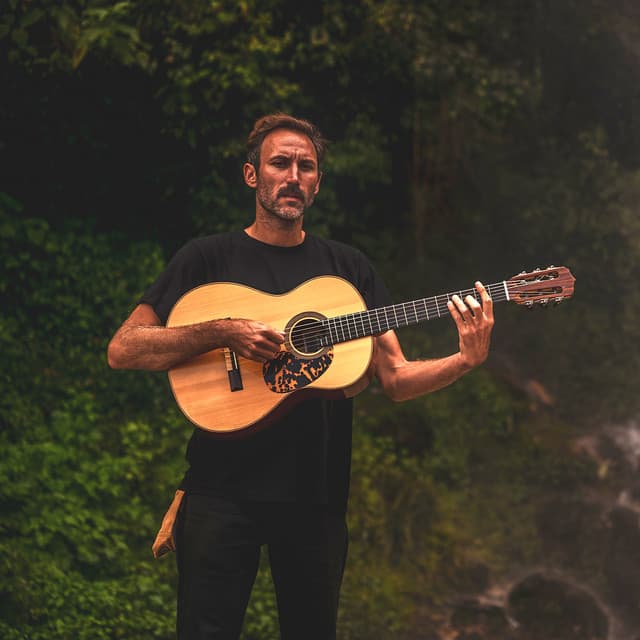 Matt Costa artist profile image